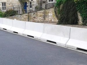 concrete-jersey-barrier-400x300